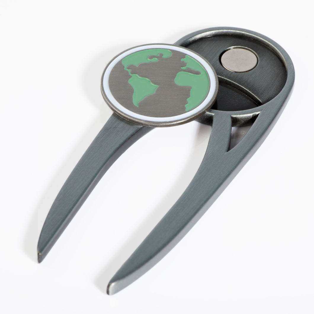 Green Swing Divot Tool & Magnetic Ball Marker